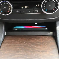 Беспроводные зарядки Mercedes-Benz GL / GLE / GLS / ML (2015 - 2019) 5