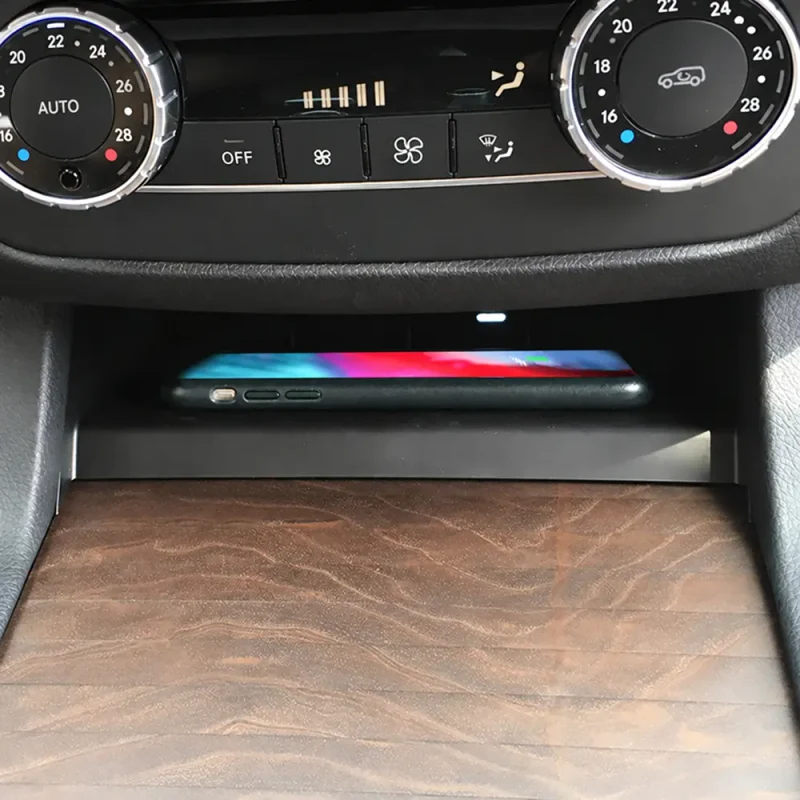 Беспроводные зарядки Mercedes-Benz GL / GLE / GLS / ML (2015 - 2019) 5